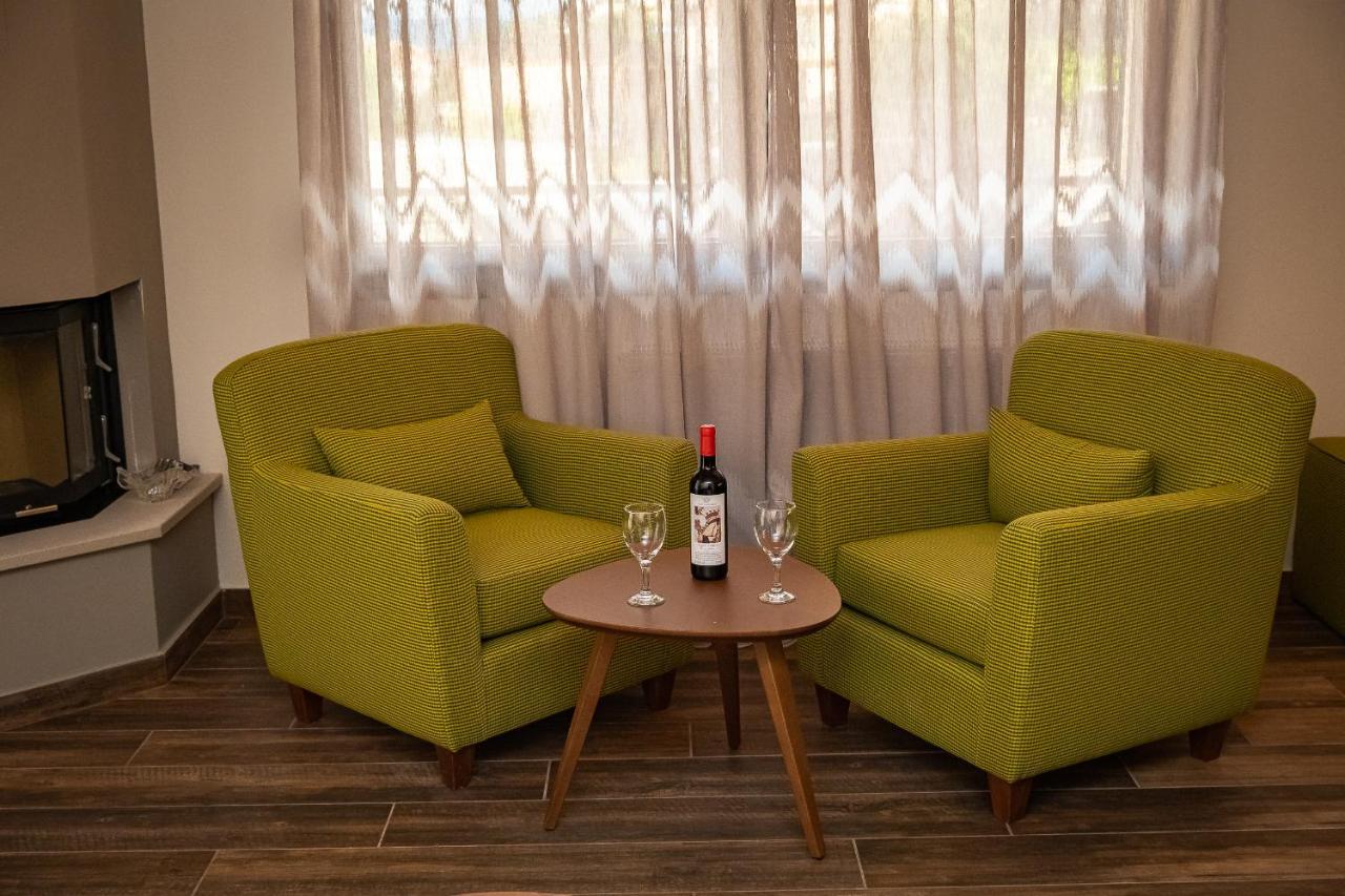 Fresh Living Suites Ioannina Buitenkant foto